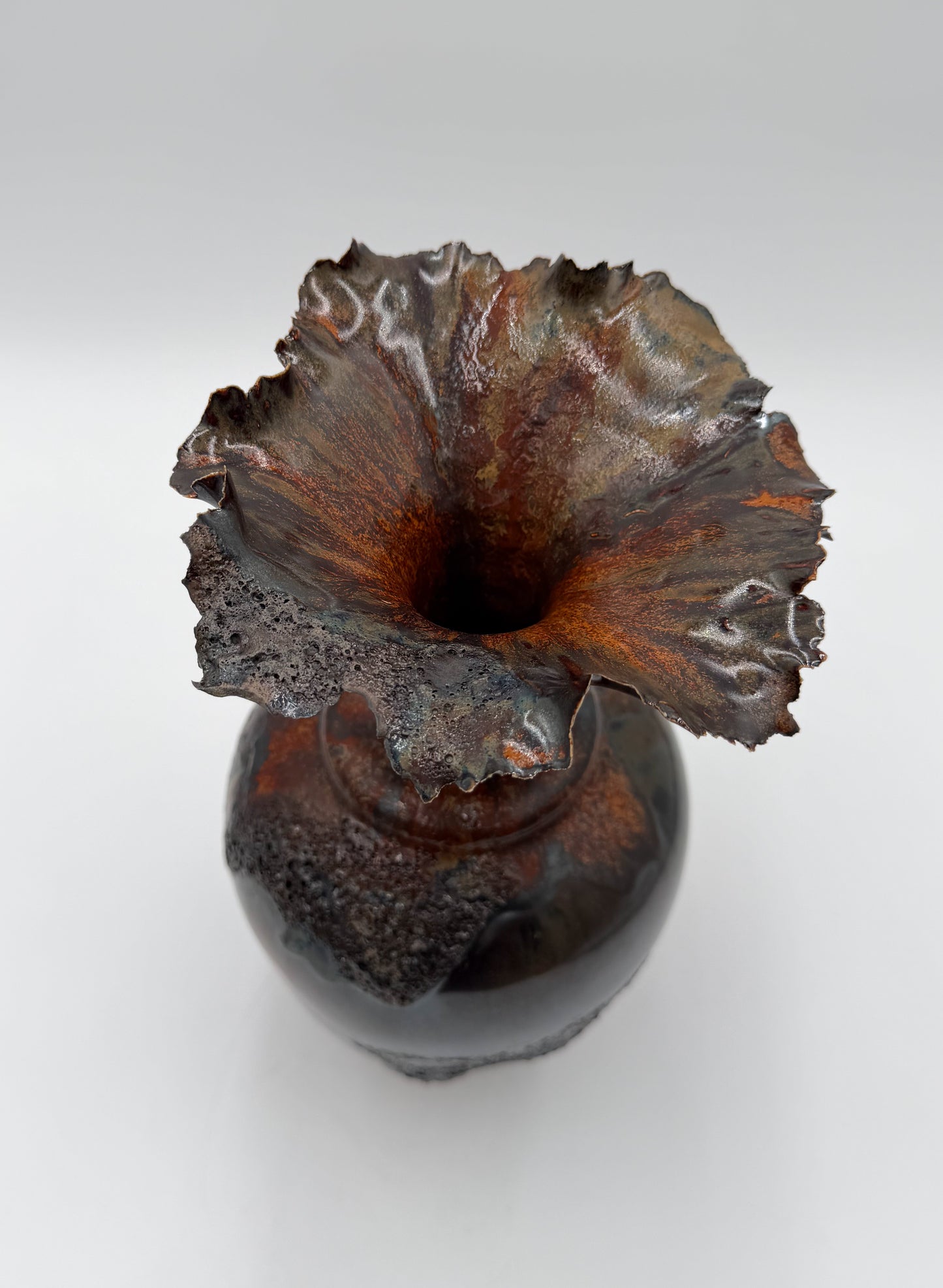 Cinder Bloom
One-of-a-Kind Sculptural Porcelain Vessel