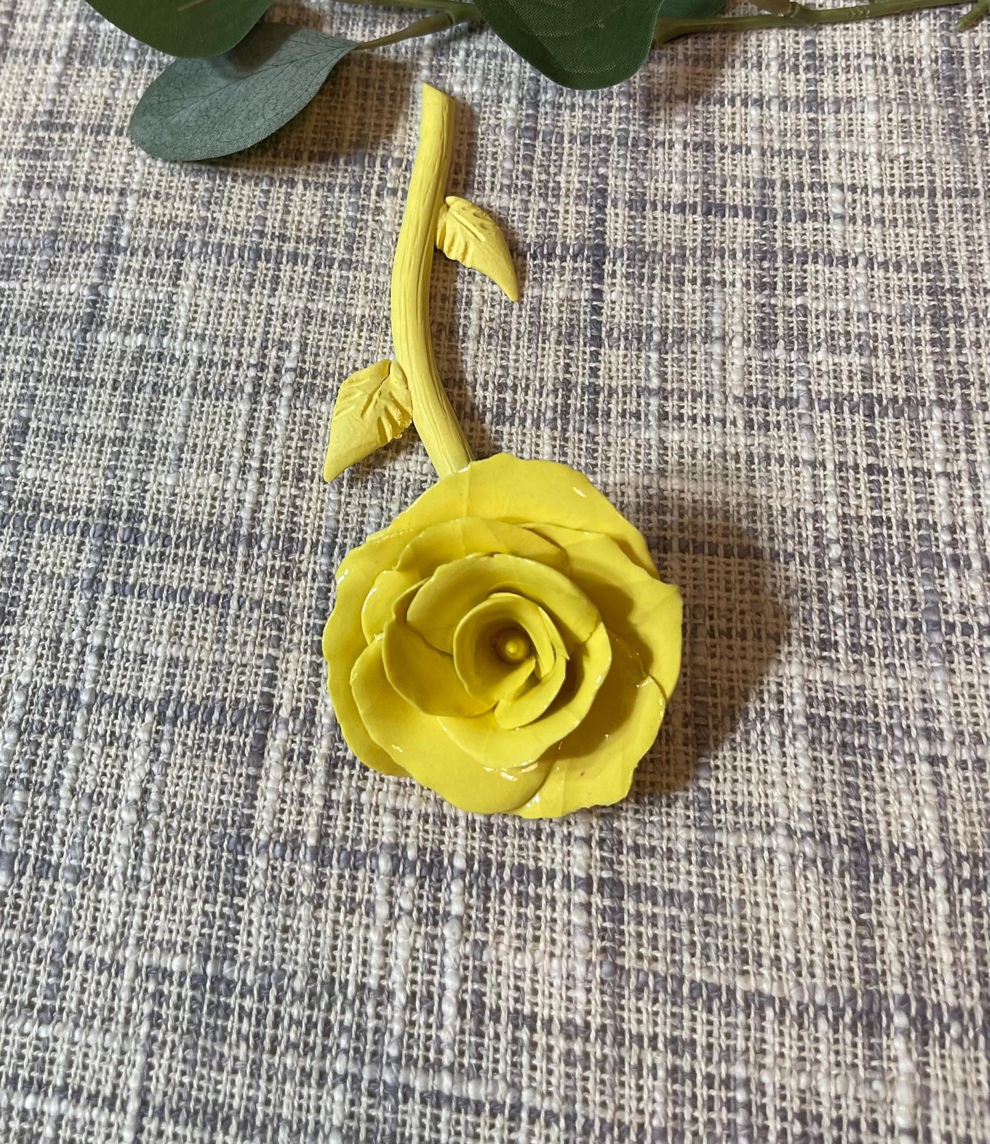 Golden Joy Forever Rose – Yellow Porcelain Rose