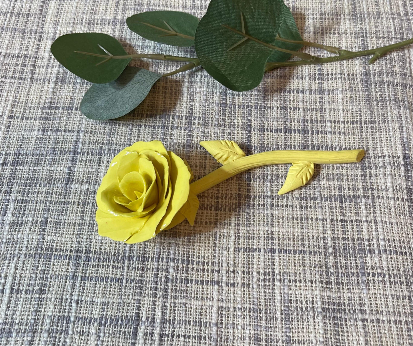 Golden Joy Forever Rose – Yellow Porcelain Rose