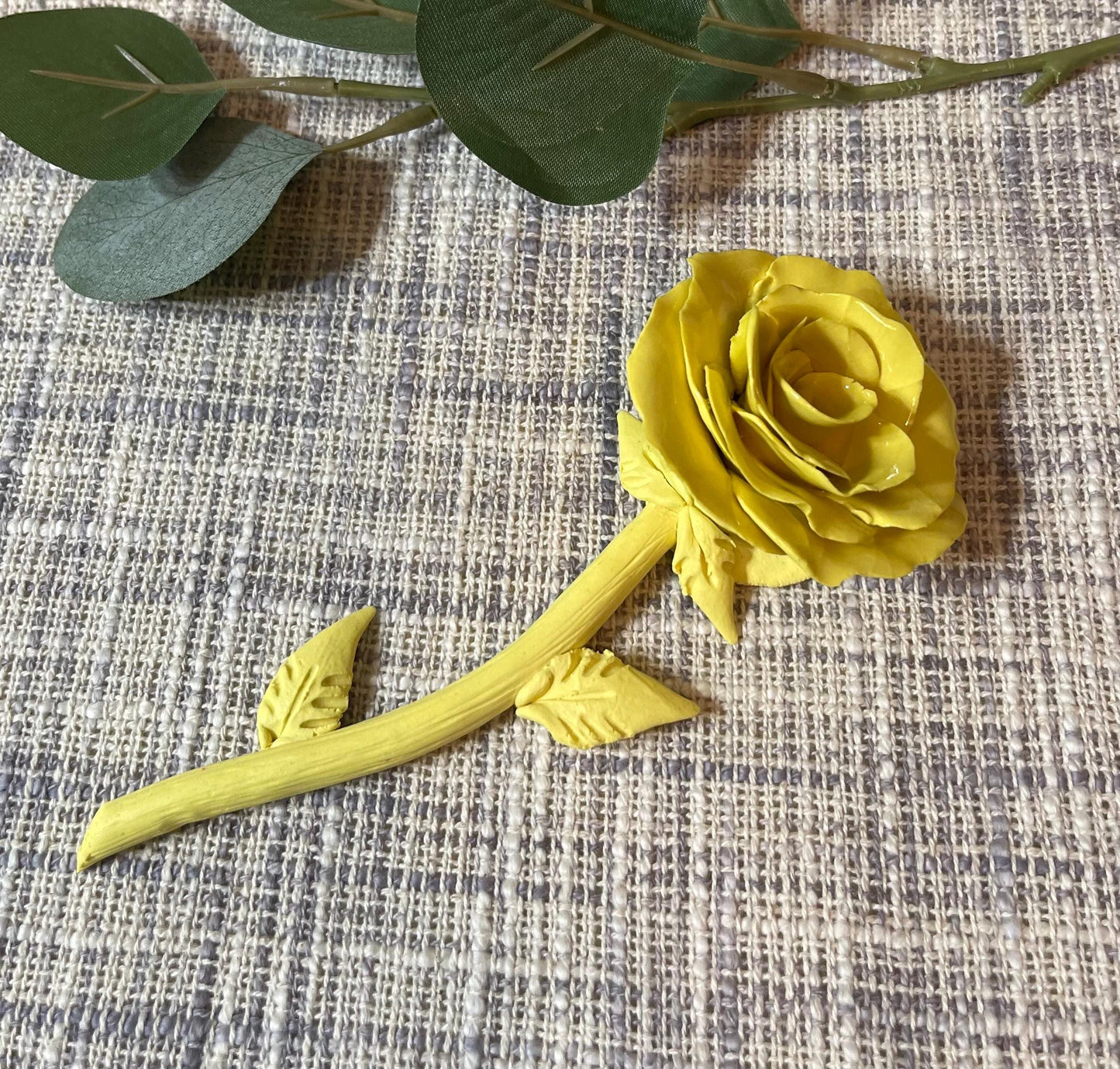 Golden Joy Forever Rose – Yellow Porcelain Rose