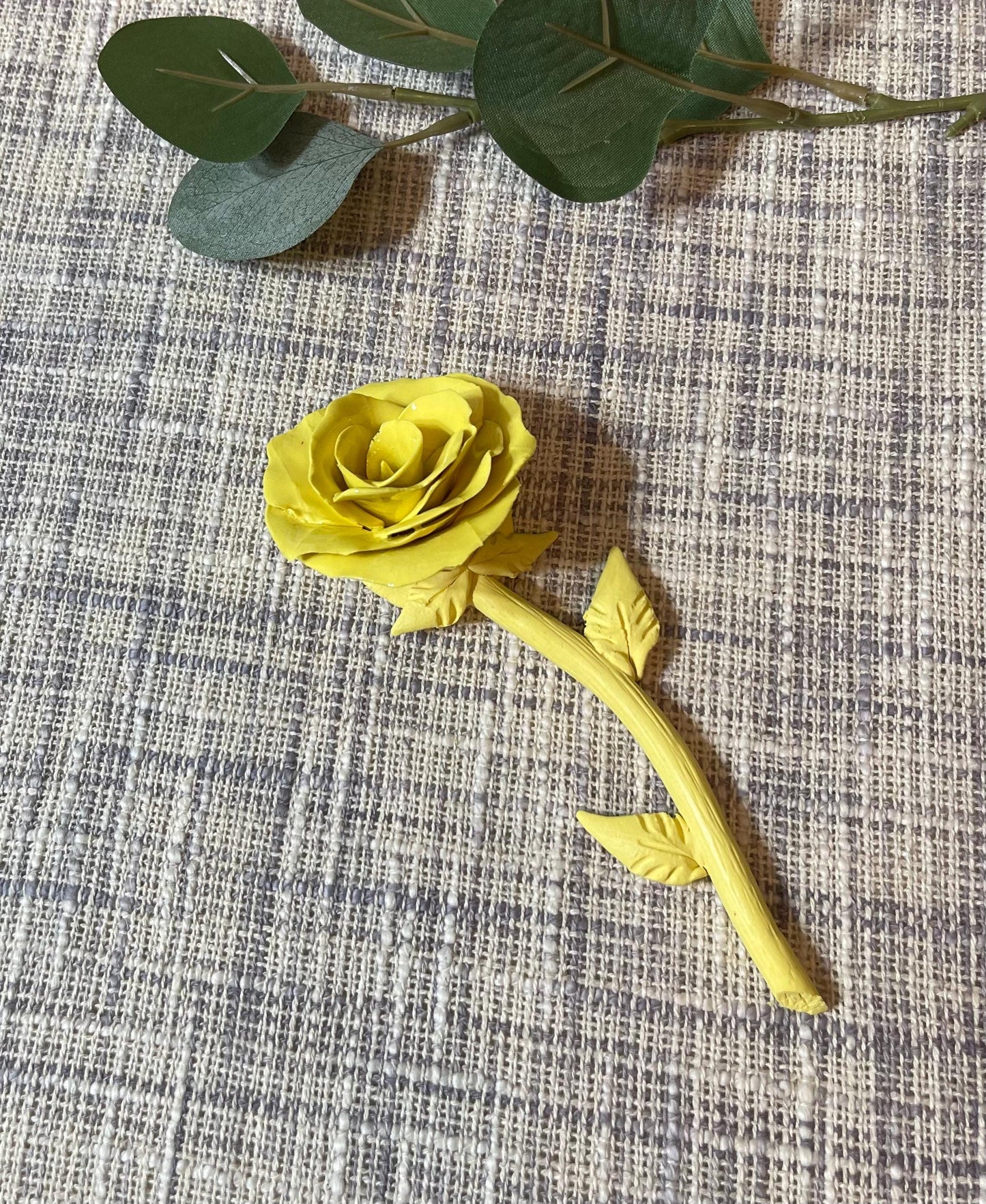 Golden Joy Forever Rose – Yellow Porcelain Rose