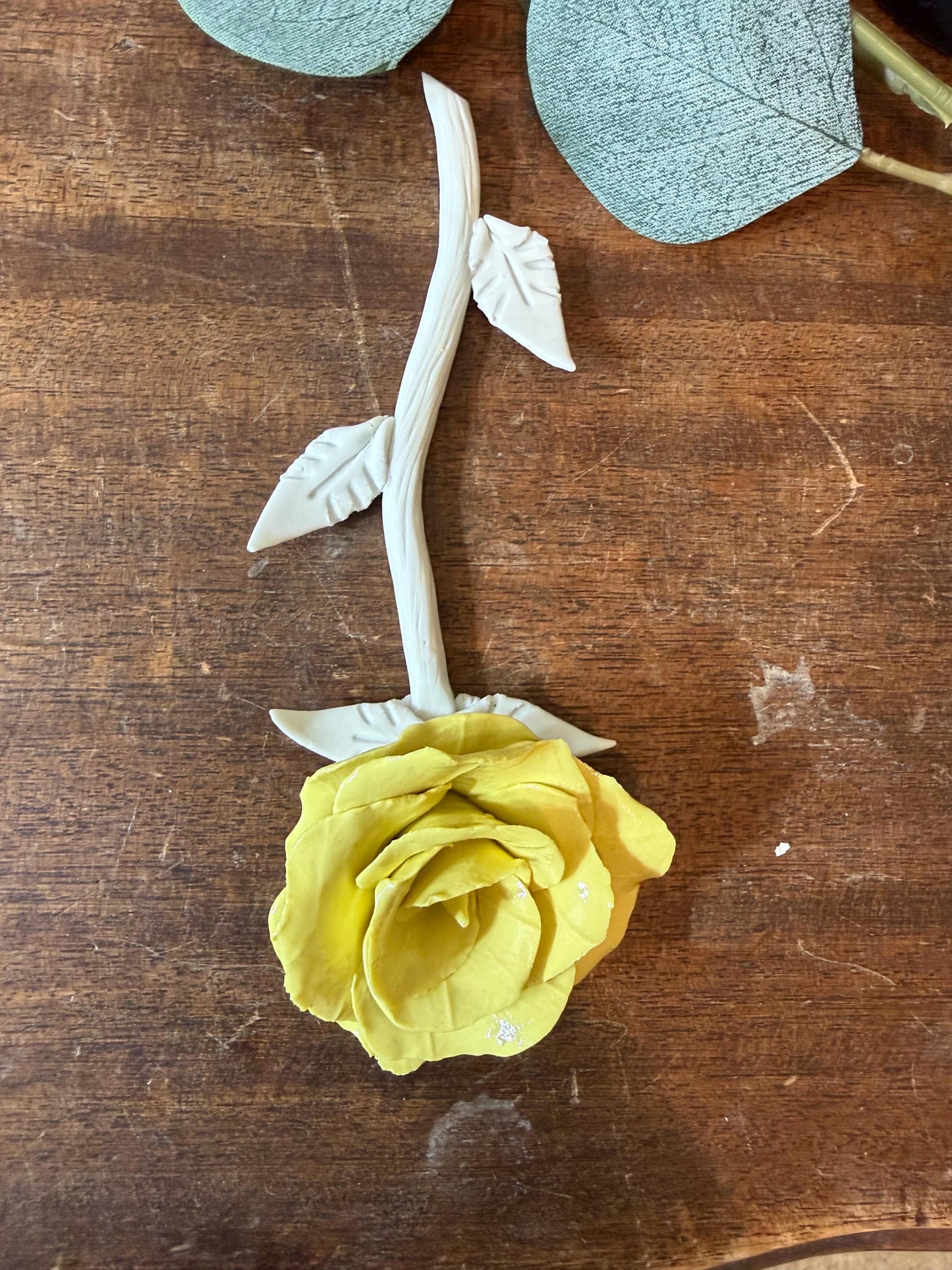 Golden Joy Forever Rose – Yellow Porcelain Rose