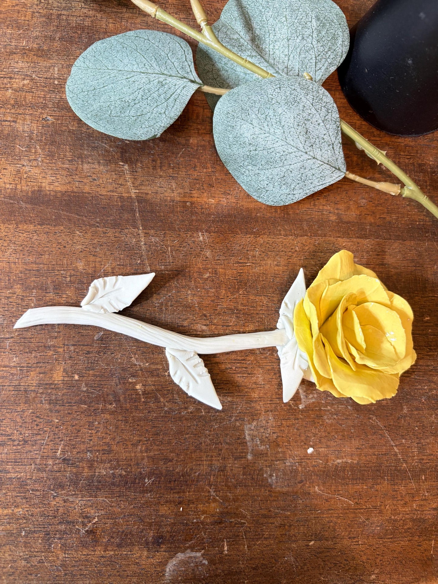 Golden Joy Forever Rose – Yellow Porcelain Rose