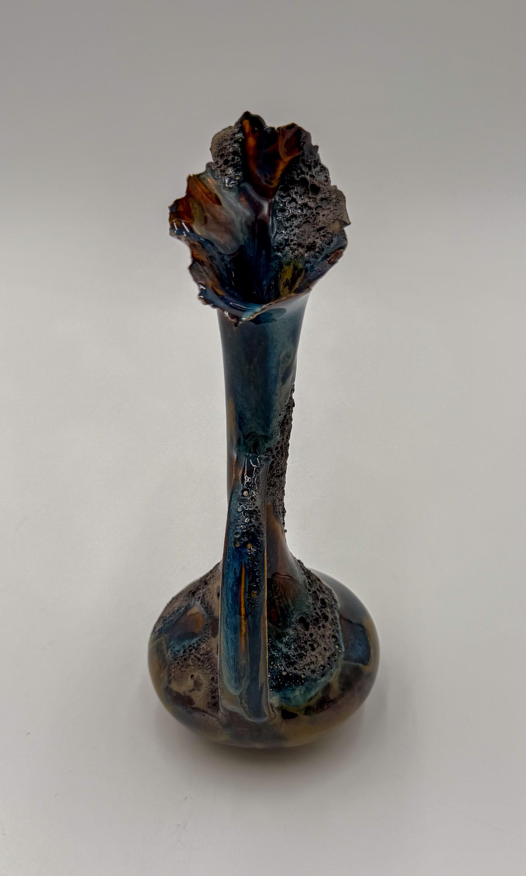 Ember Rift Vessel