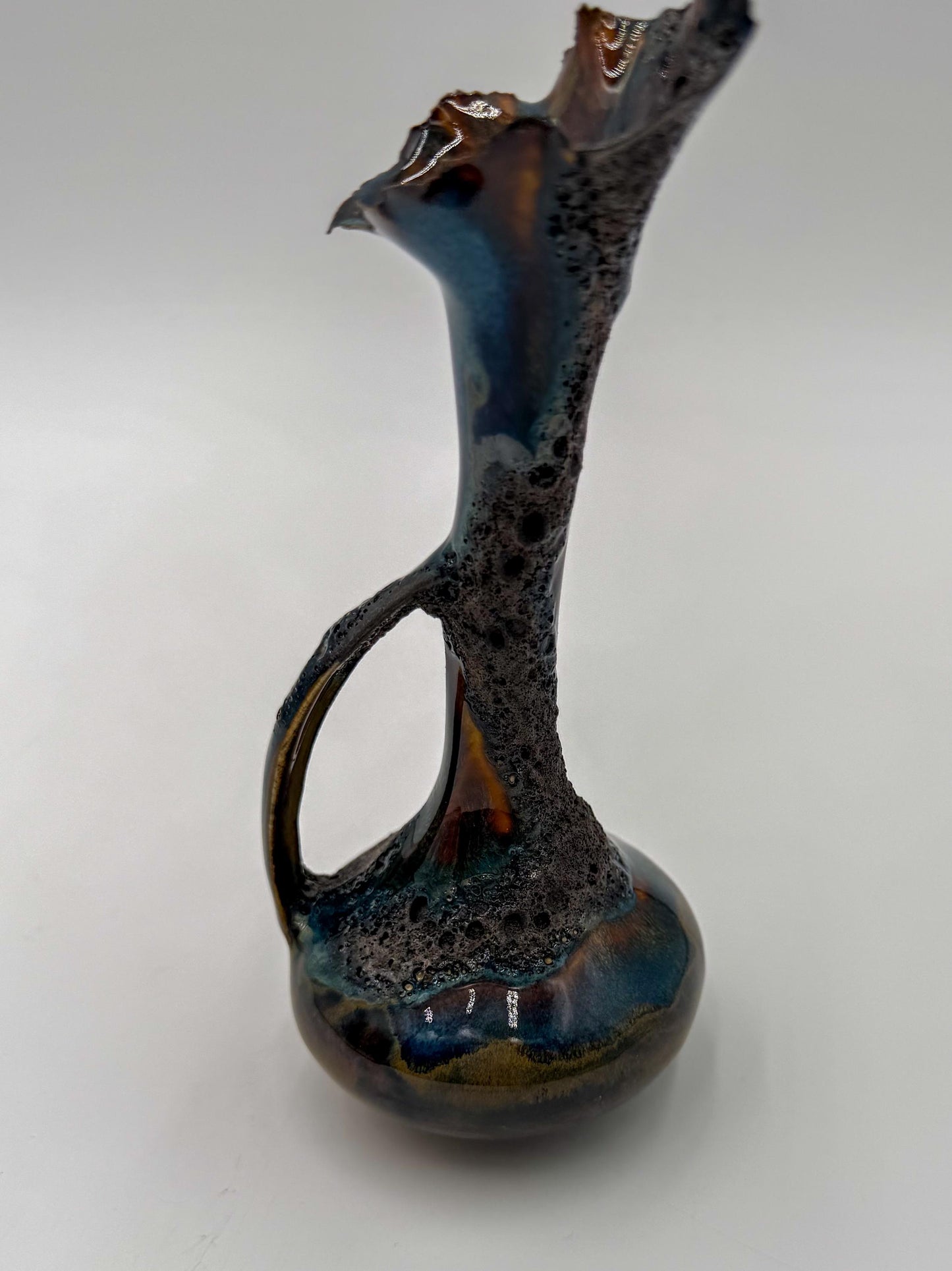Ember Rift Vessel