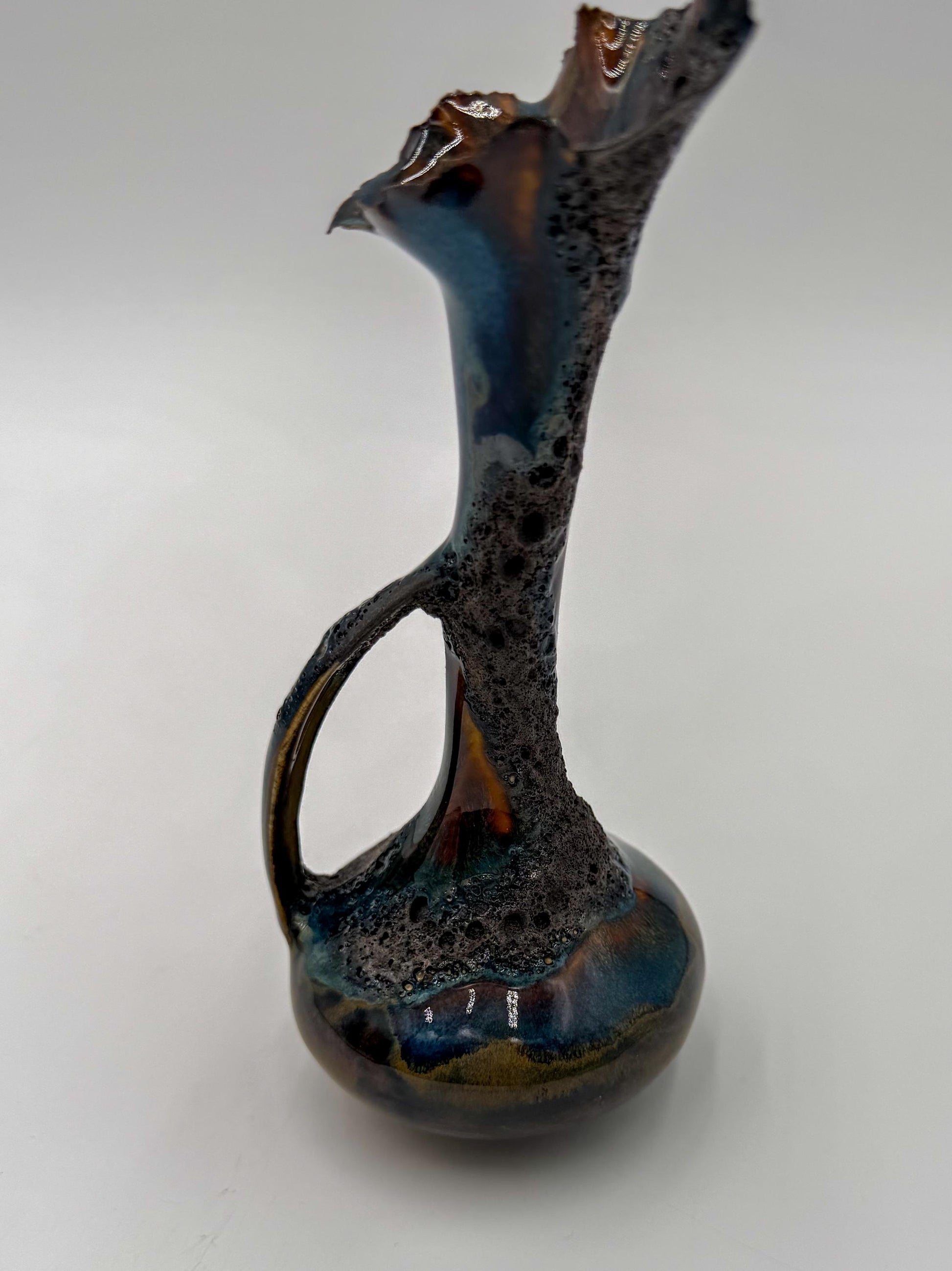 Ember Rift Vessel