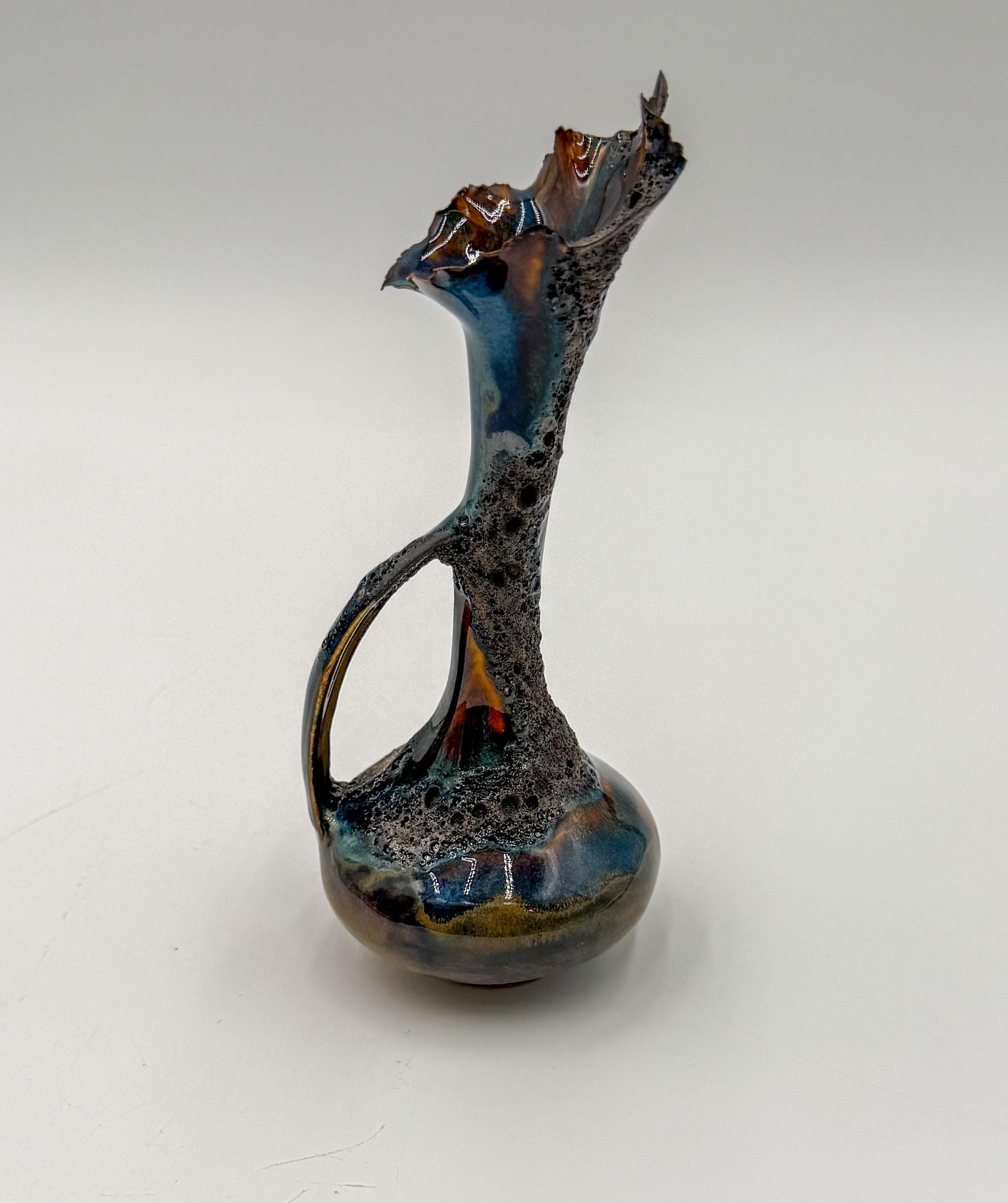 Ember Rift Vessel