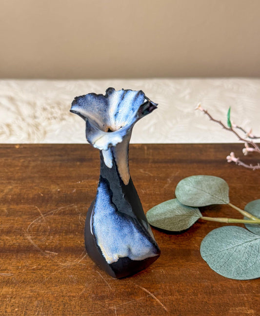 Midnight Crest Mini Vase