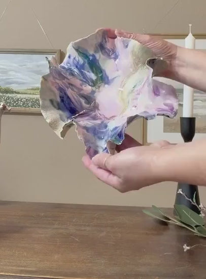 Blossom Bowl - Elegant Porcelain Keepsake Dish for Stylish Home Décor and Unique Gifts